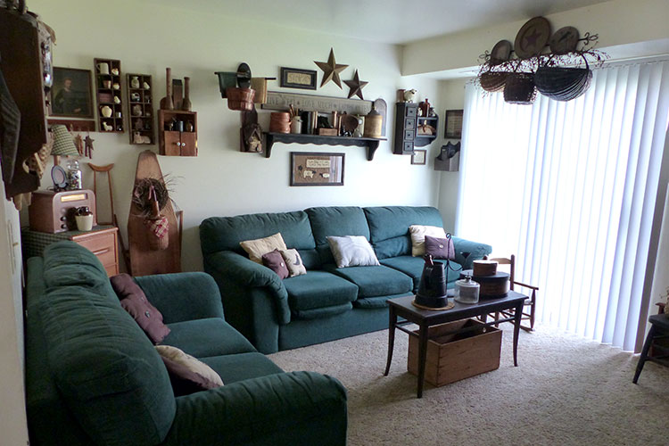 Townhomes of Cedar Village Living Room